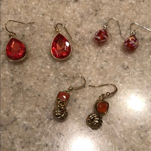 Set of earrings